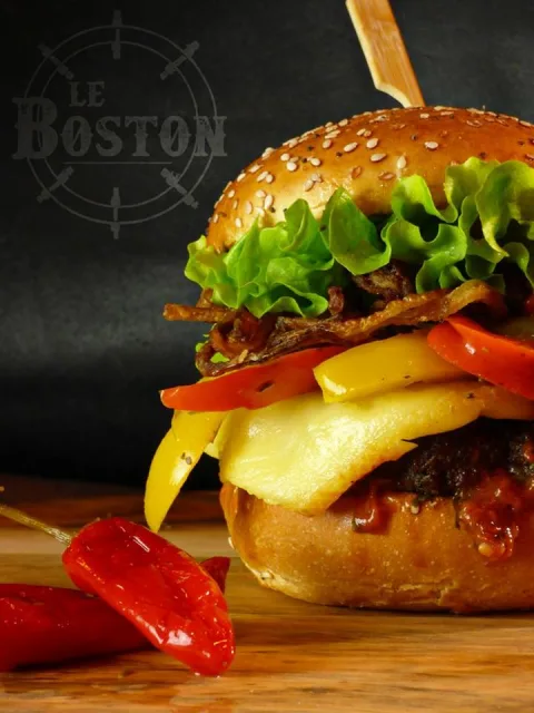 Le  Boston